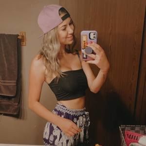 Meet your Posher, Brittany